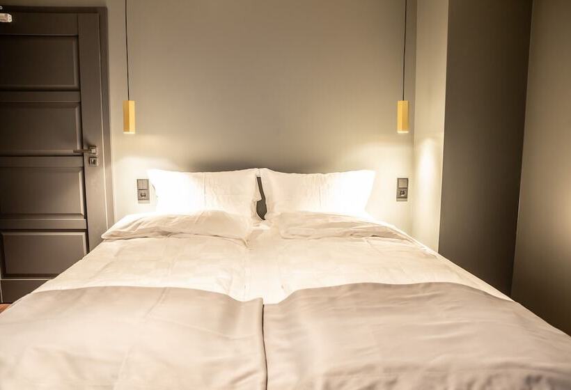 Standardzimmer Geteiltes Bad, The Barn