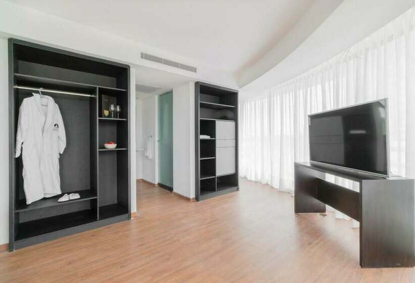 غرفة سوبيريور سرير كينج, Don