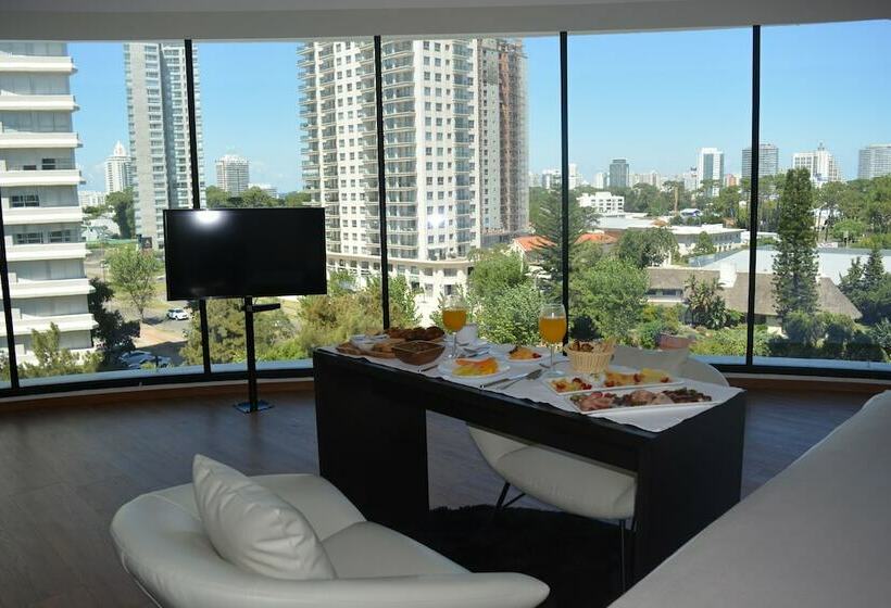 غرفة سوبيريور سرير كينج, Don