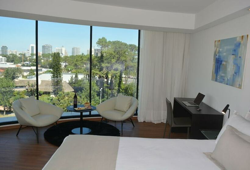 غرفة سوبيريور سرير كينج, Don