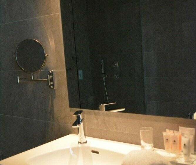 غرفة سوبيريور سرير كينج, Don