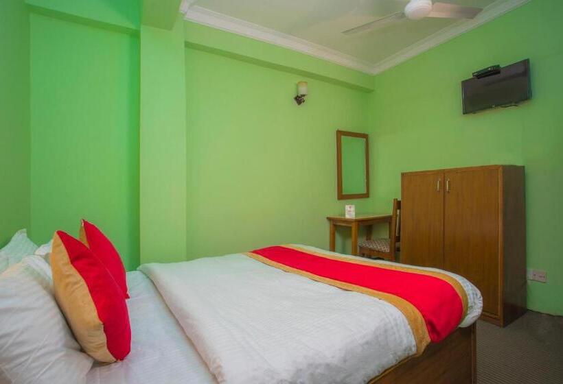 اتاق لوکس سه تخته, Waling Fulbari Guest House