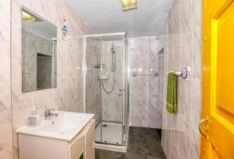 スタンダード４人部屋, Lugar Saloio Sintra
