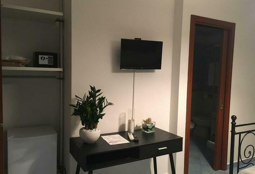 اتاق استاندارد با تخت بزرگ, Traiano Suite