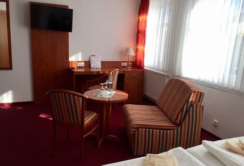 Номер Стандарт, Landgasthof Zur Tanne