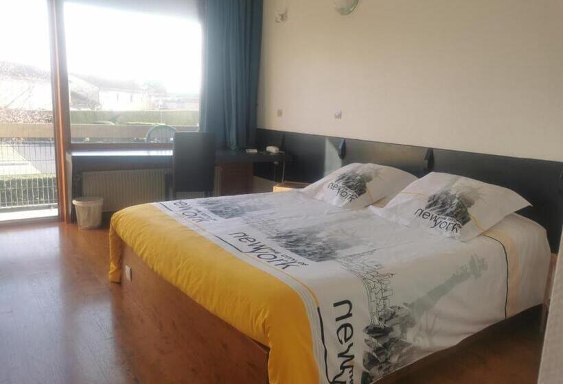 발코니 스탠다드 싱글 룸, Restaurant Cirius