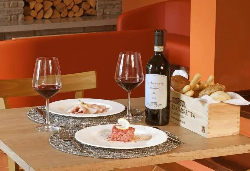 キングサイズベッドのスタンダードルーム, Villa Garassino