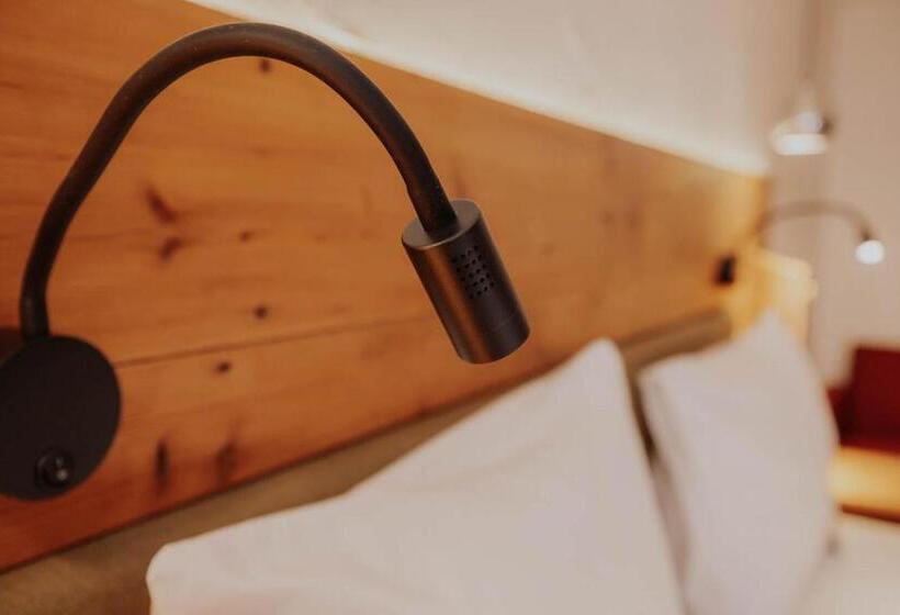 Номер Deluxe, Altstadtmittehotel Sonne