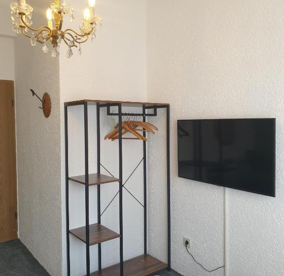 Quarto Estandar Individual, Gasthof Drei Linden