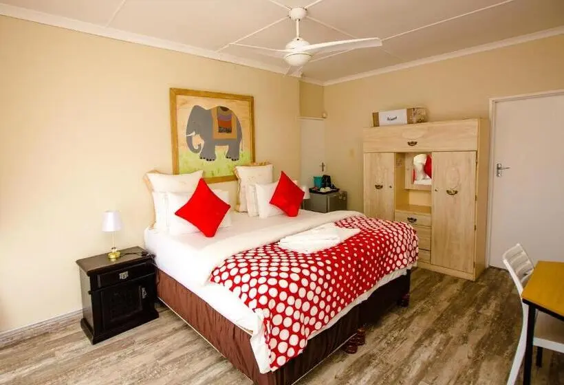 اتاق اکونومی, Circle Road Bnb