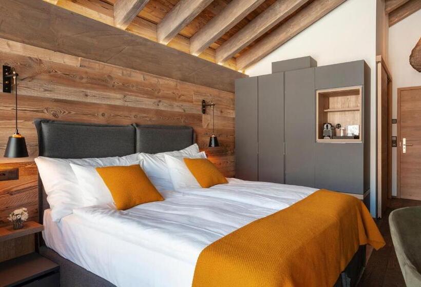 标准间, 22 Summits Boutique