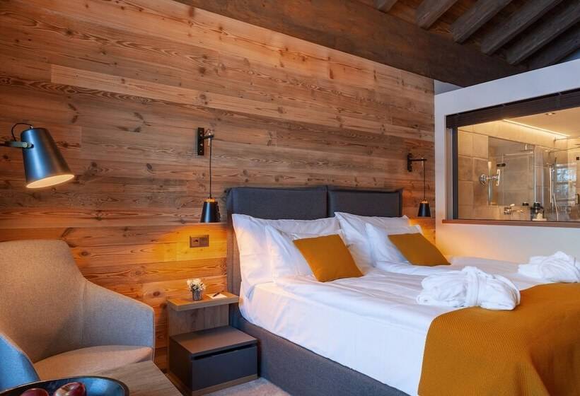 豪华房间, 22 Summits Boutique