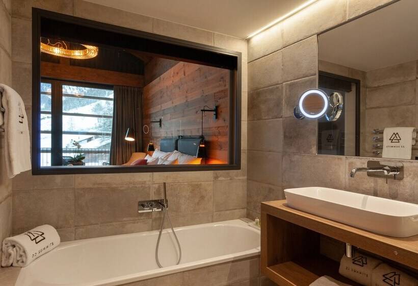 豪华房间, 22 Summits Boutique