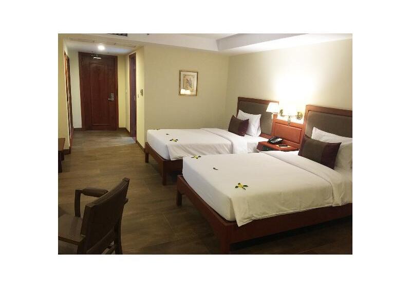 Номер Superior, De La Renaissance