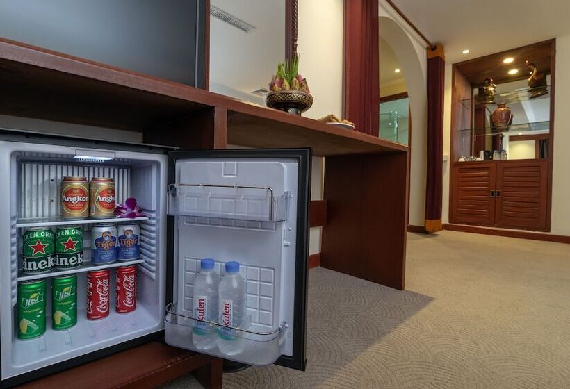 Трехместный Номер Deluxe, De La Renaissance