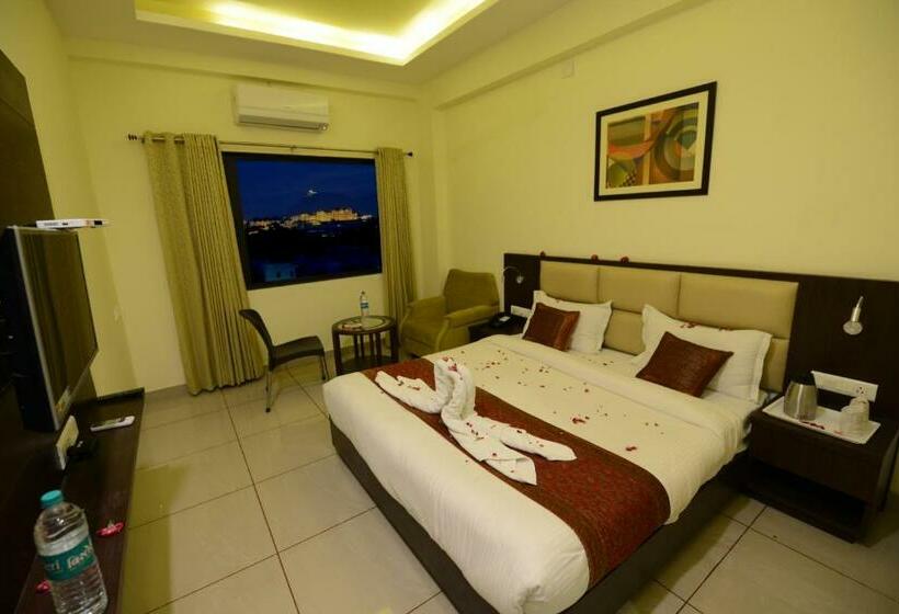 اتاق سوپریور, Sanobar