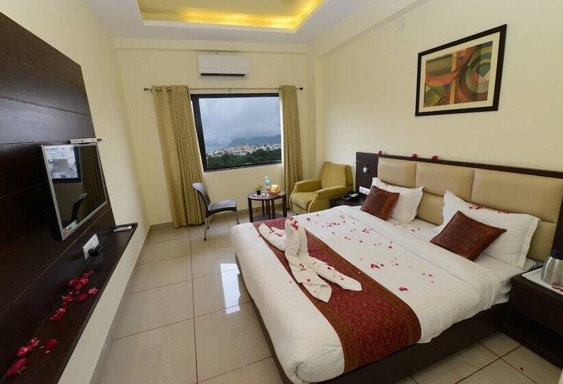 اتاق سوپریور, Sanobar