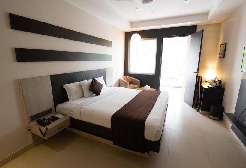 标准间带游泳池, D Wayfarer Inn Resort