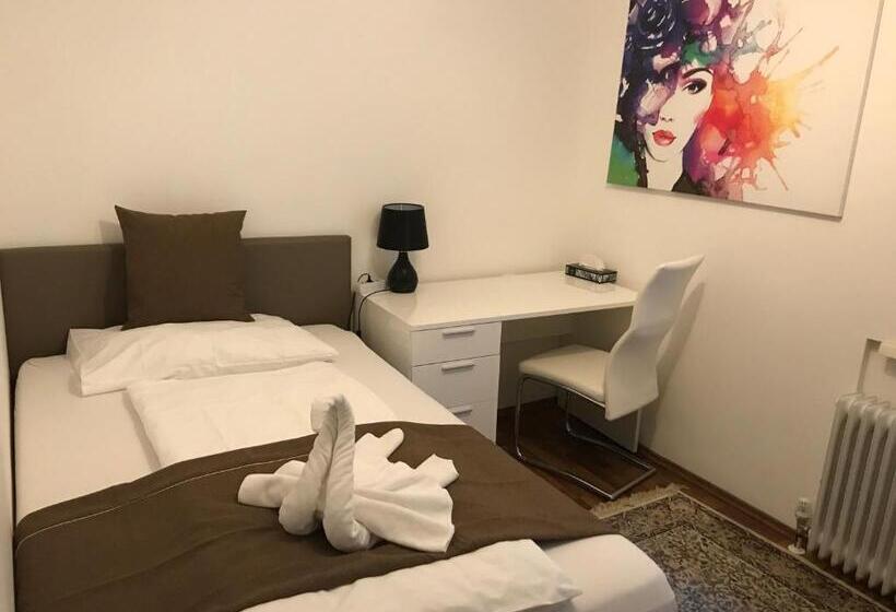 Номер Стандарт Индивидуальный, Restaurant Zum Donaueck Mauthausen