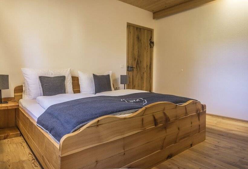 Апартаменты Комфорт 1 Спальня, Alpinest