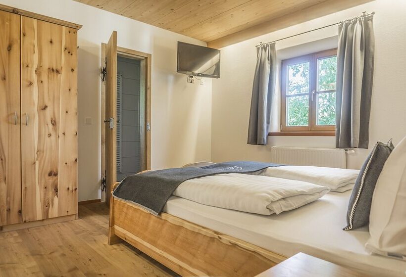 Апартаменты Комфорт 1 Спальня, Alpinest