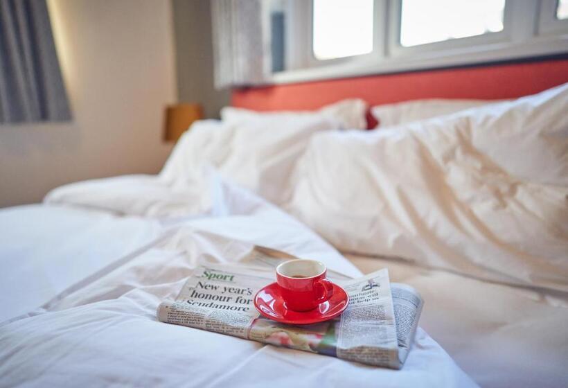 豪华房间, The Kirkfield