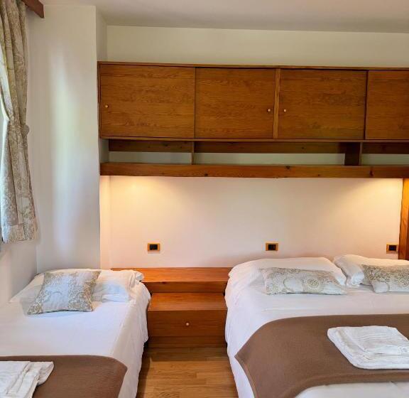 Номер Стандарт Трехместный, Neider Hotel   Alpine Retreat Sauris