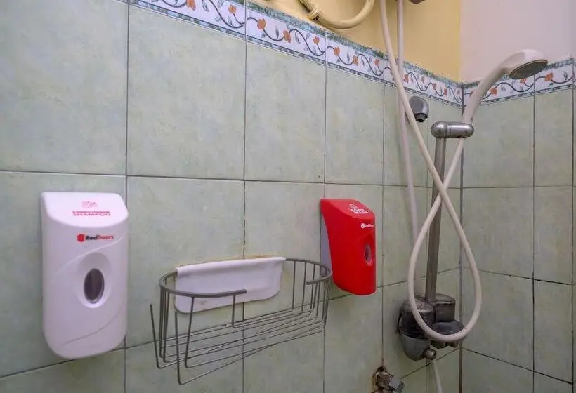 スタンダードルーム, Reddoorz @ Jalan Pramuka Manado