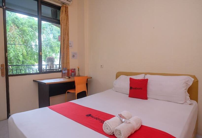 标准间, Reddoorz @ Jalan Pramuka Manado