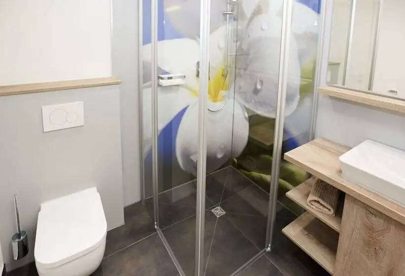 スタンダード４人部屋, Arena Hostel Allgäu