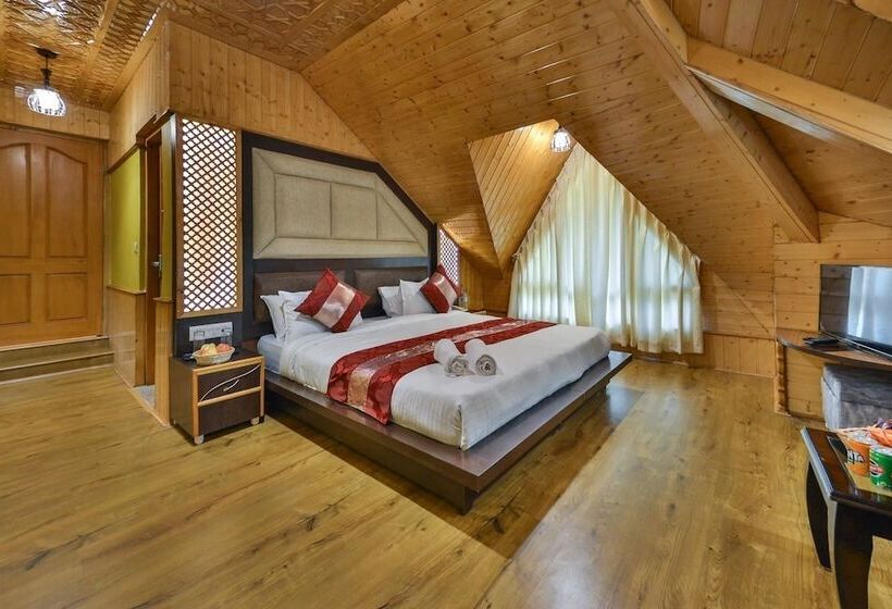 Deluxe Room, Village Walk