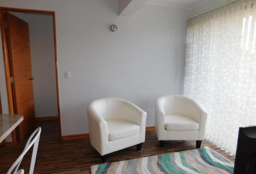 Appartement met 2 Slaapkamers, Los Magnolios