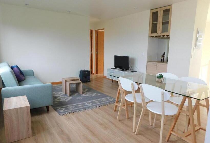 Appartement met 2 Slaapkamers, Los Magnolios