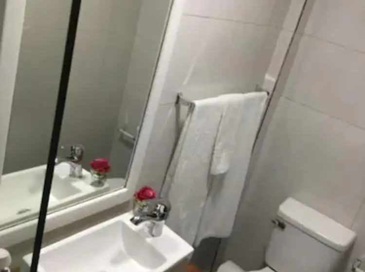 استودیوی استاندارد, Chao Mamá Hostal