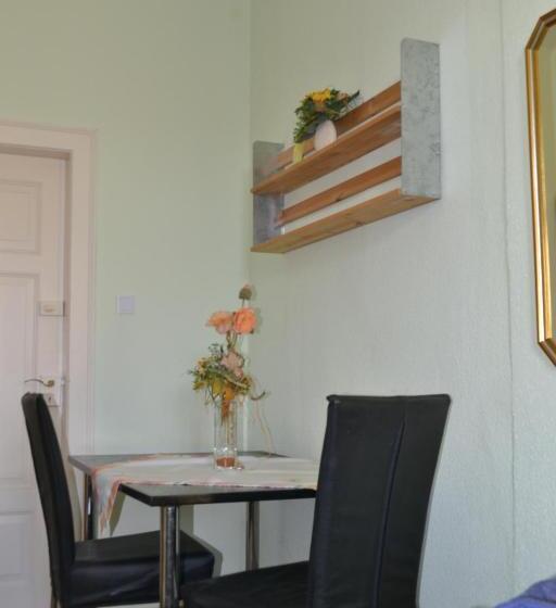 Standard room with outdoor bath, Landgasthaus Queen Victoria