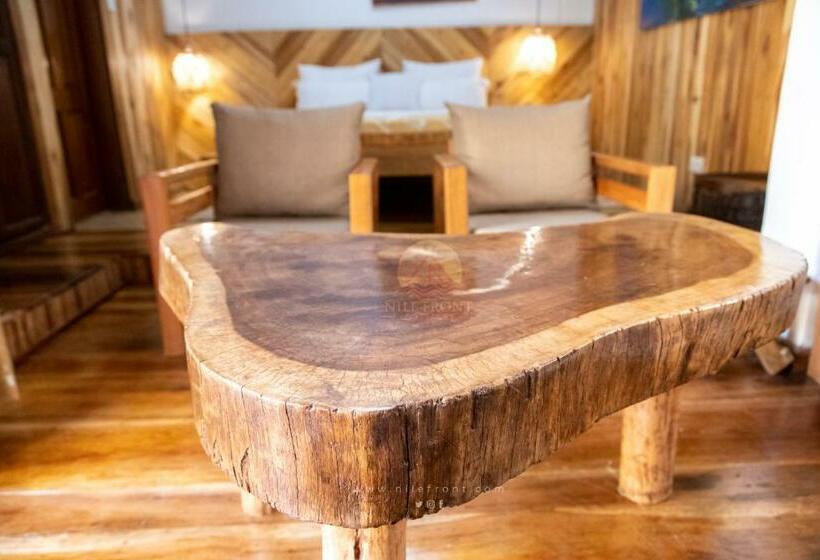 اتاق لوکس با تخت بزرگ, Nile Front Cottages