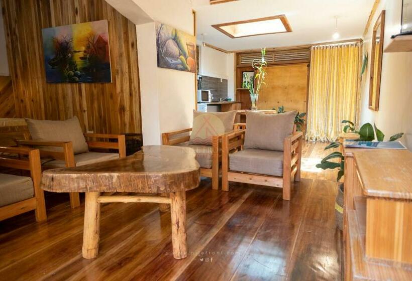 اتاق لوکس با تخت بزرگ, Nile Front Cottages