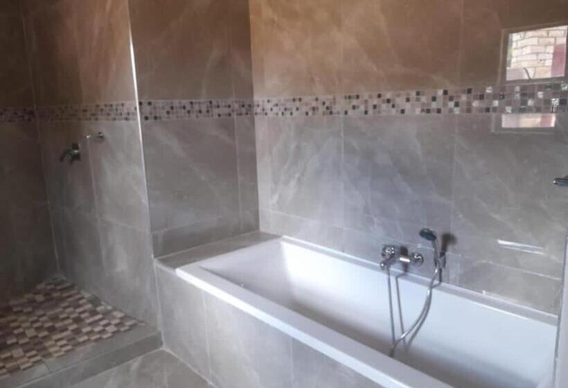 اتاق سوپریور, Empire Bed & Breakfast