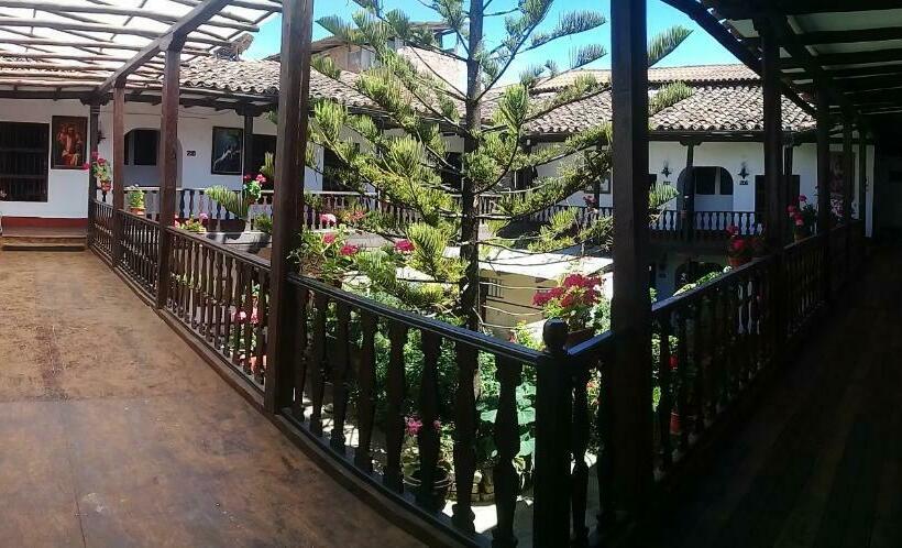 اتاق استاندارد چهار تخته, Fidelísima