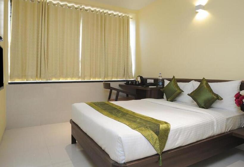 デラックスルーム, Treebo Balaji Residency