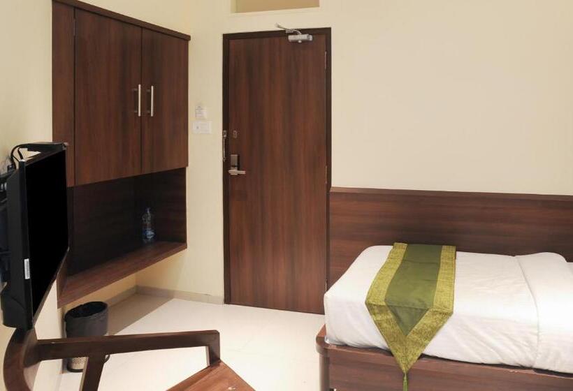 エコノミーシングルルーム, Treebo Balaji Residency