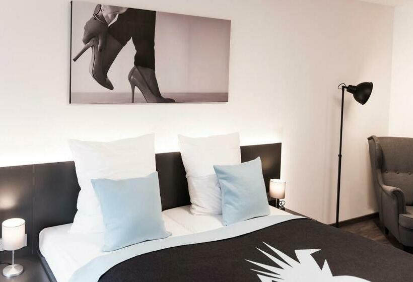 استودیوی استاندارد, Mood Contemporary Living