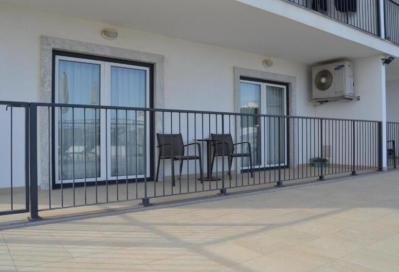 Апартаменты 2 Спальни, Cerca Da Vitoria 3 Milfontes