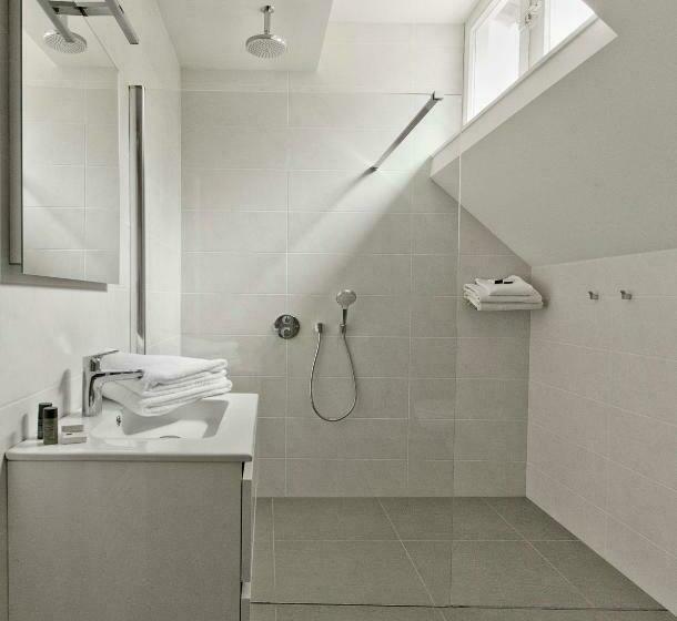 اتاق لوکس با تخت بزرگ, B&b Villa Anna, Venlo