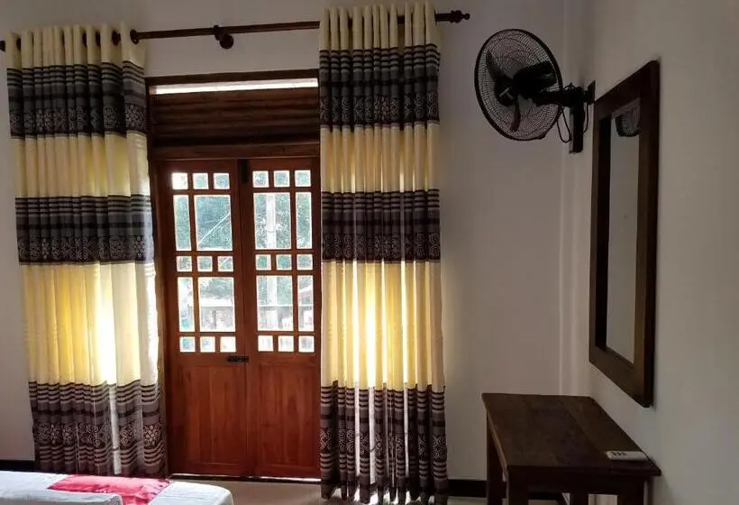 スタンダードルーム, Yashumi Homestay