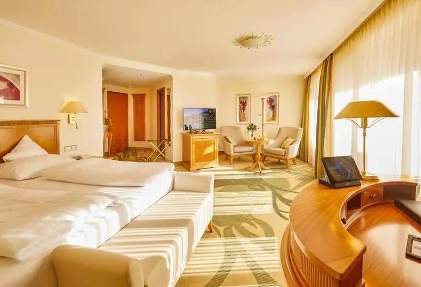 اتاق لوکس با بالکن, Erfurths Bergfried Ferien & Wellness