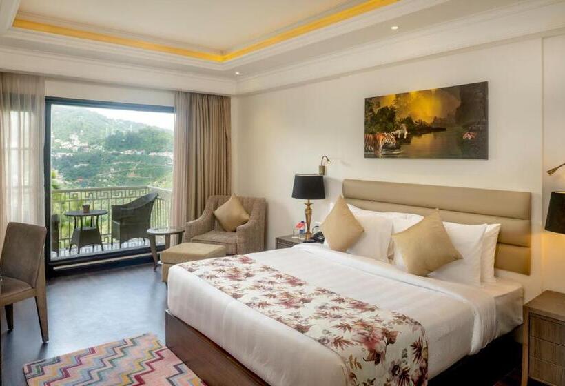 Стандартный Номер Кровать Кинг, Ramada By Wyndham Kasauli