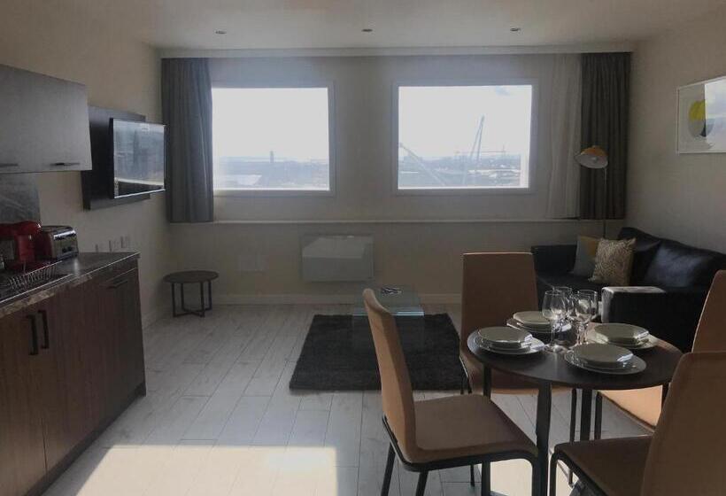 דירת שני חדרים, Quay Apartments Clarence House