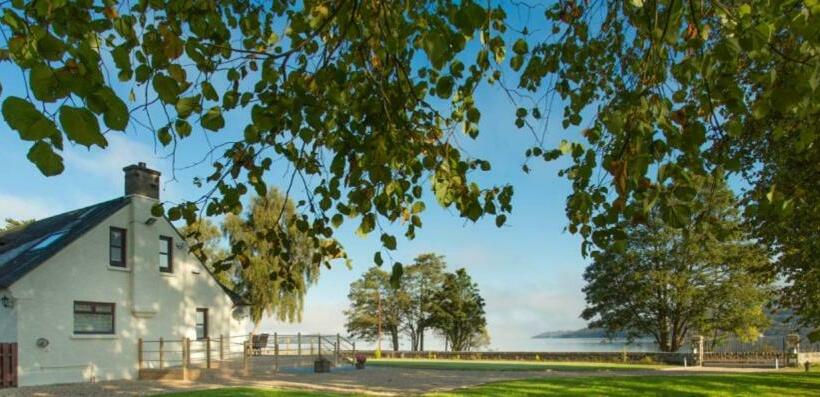 3 Bedroom House, Duck Bay Hotel & Restaurant