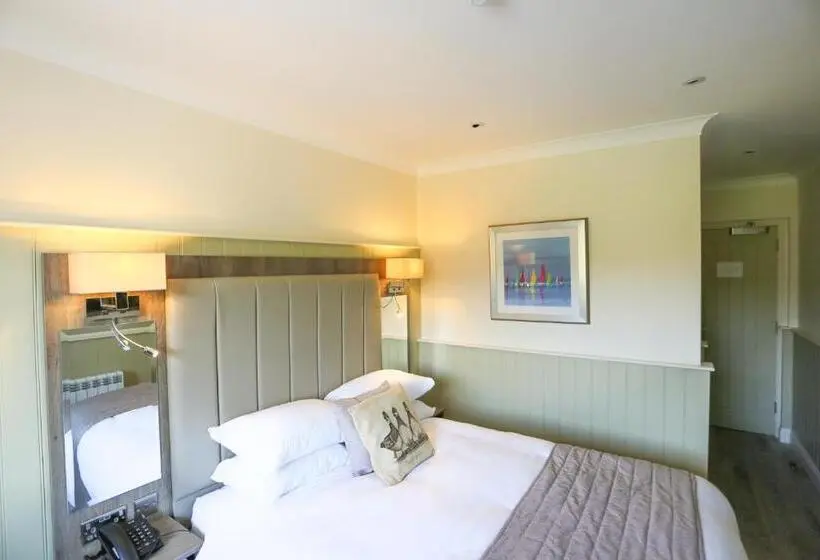Standard Room Lake View, Duck Bay Hotel & Restaurant